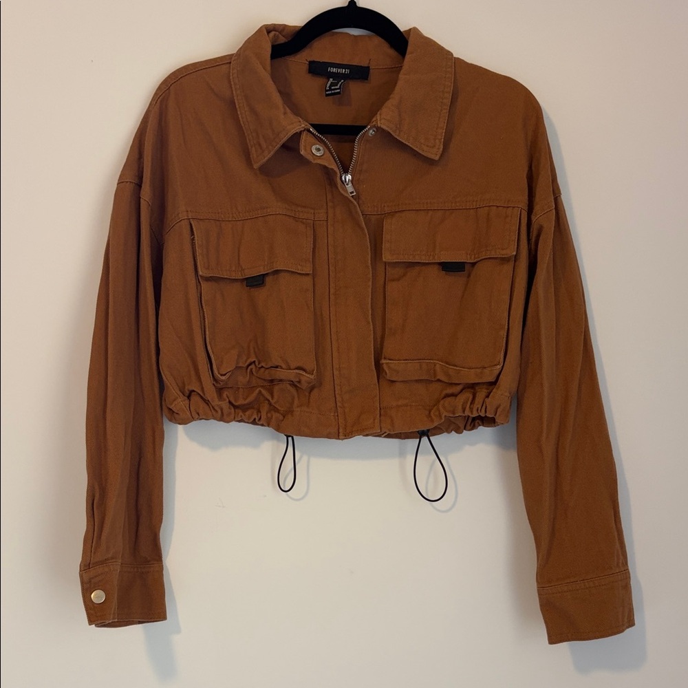 Forever 21 Cropped Utility Jacket in Camel